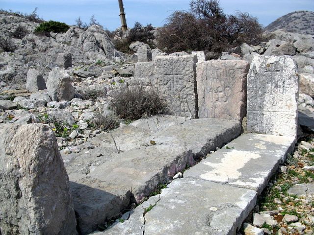 Merilos - unikali laidojimo ritualų vieta